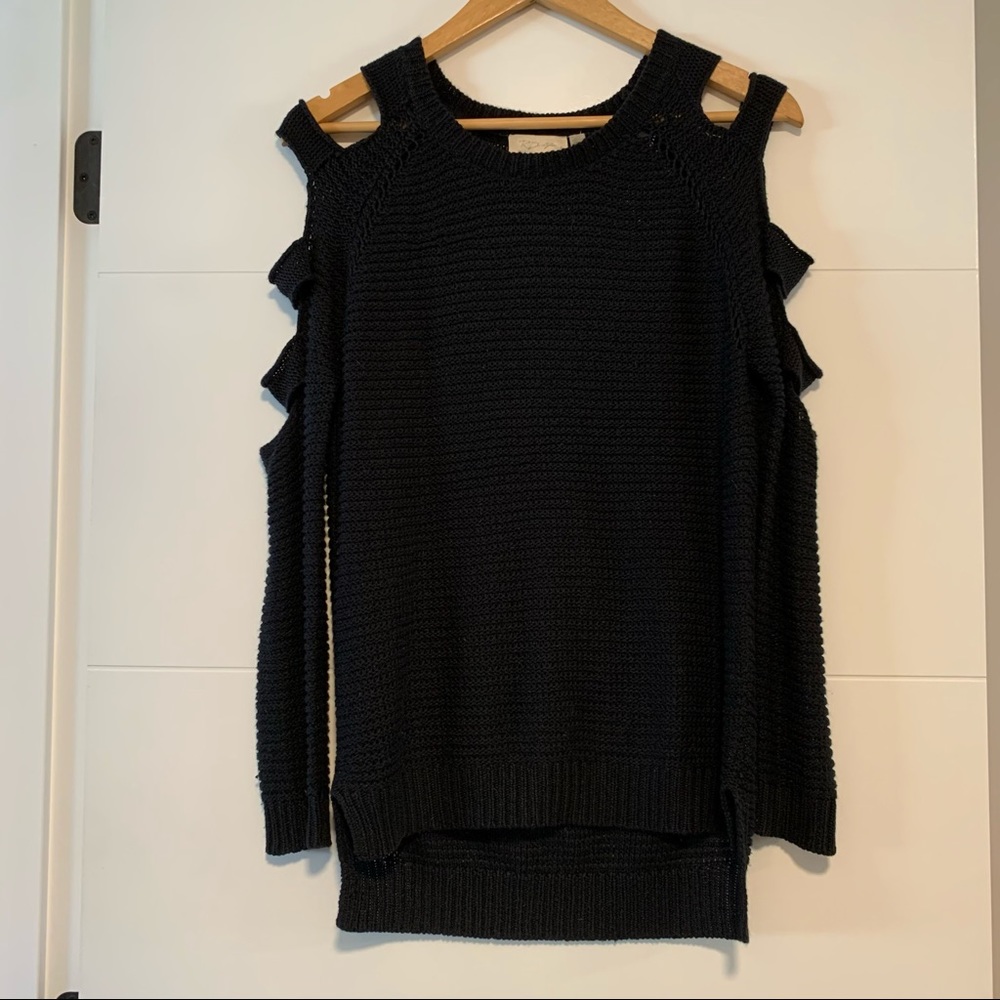 RD Style | Cold Shoulder Sweater